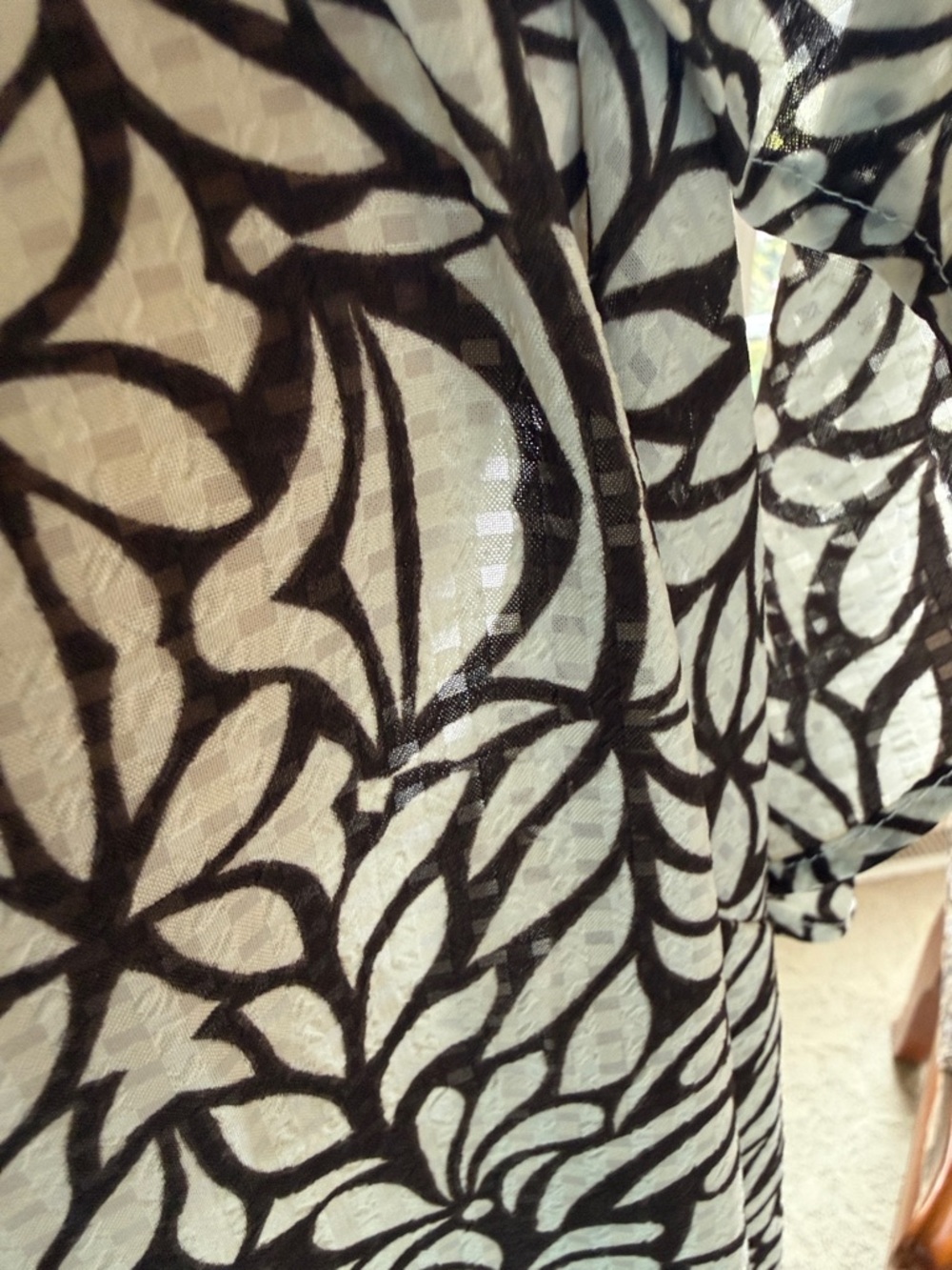 Avenue chocolate and cream Patterned Cold-Shoulder Blouse - Picture 5 of 7